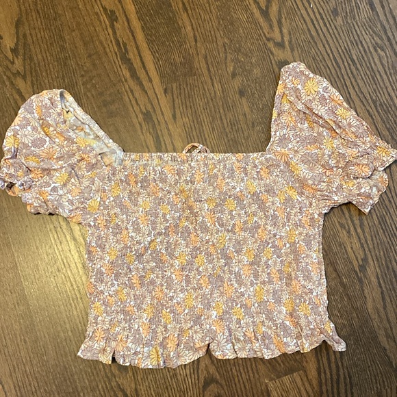 Faithfull The Brand floral smocked crop top - Picture 4 of 7